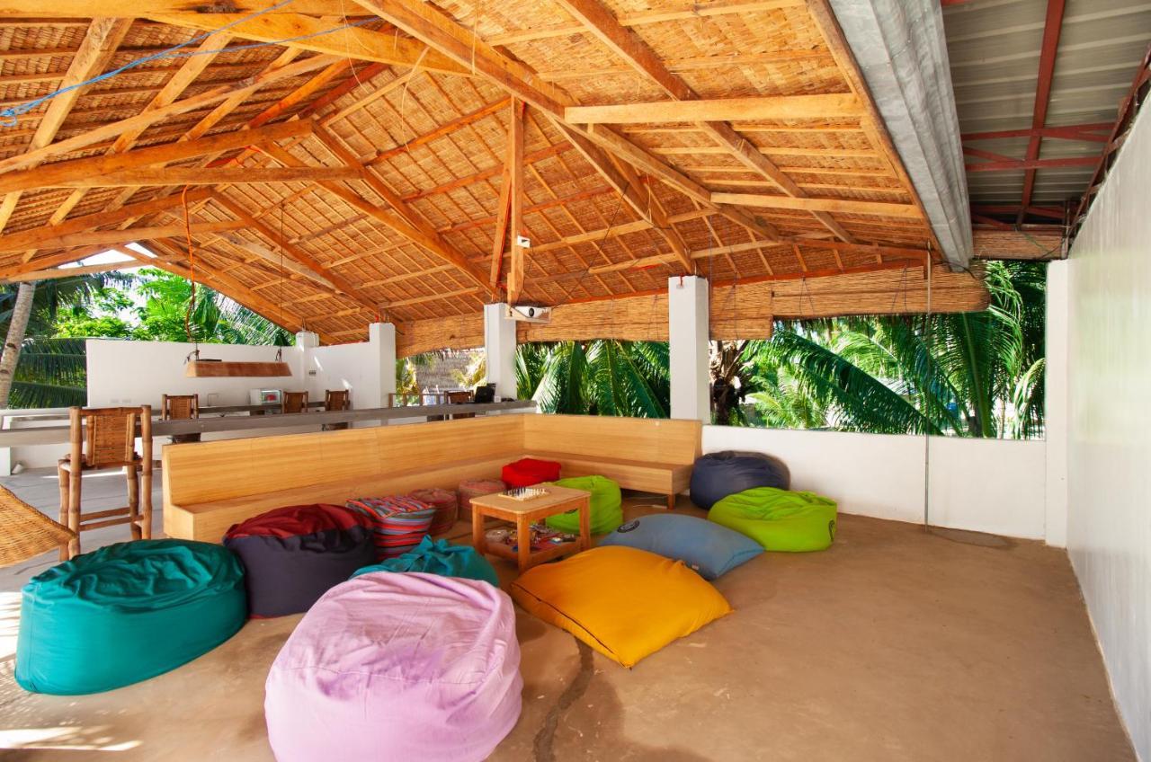 Sunlit Hostel General Luna  Εξωτερικό φωτογραφία